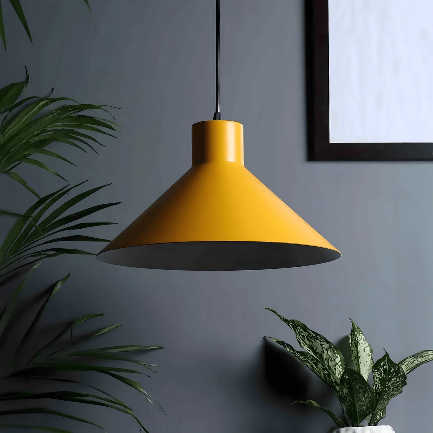 Horizon Cone Pendant Light
