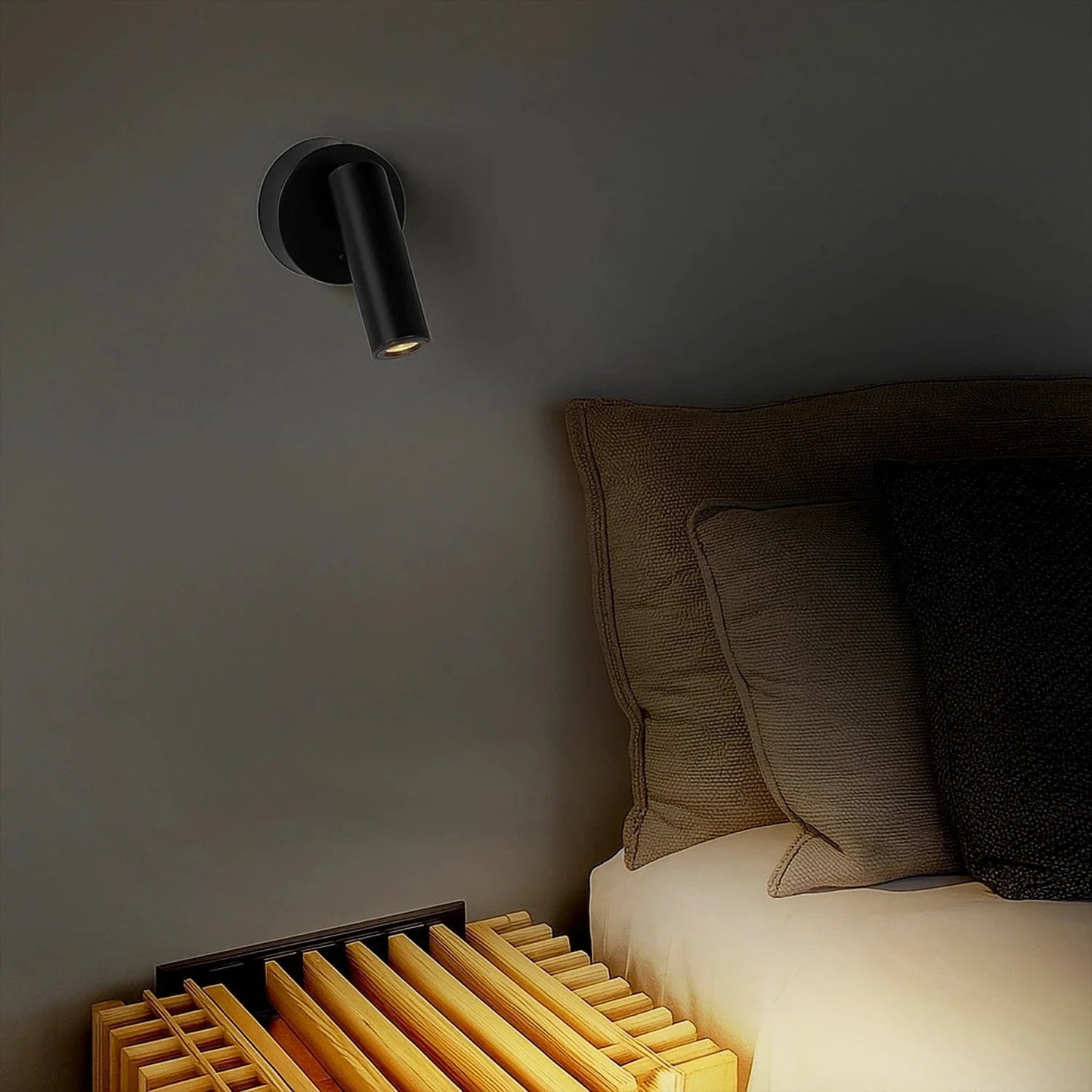 Orbit 350° Reading Light